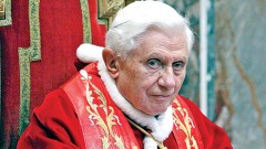 Poco después de ser elegido el Papa 265 de la historia, Joseph Ratzinger reveló que durante la votación rogaba a Dios no salir electo, pero permaneció ocho años en el papado y el día de ayer anunció que renunciaría, lo que provocó la incertidumbre de propios y extraños.