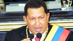 El comandante Hugo Chávez Frías, presidente de Venezuela, falleció ayer y sus colaboradores iniciaron las exequias decretando una semana de luto nacional.