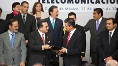 El presidente Enrique Peña Nieto hizo entrega de la iniciativa al presidente de la Cámara de Diputados.
