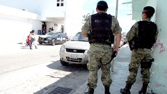 La Policía Federal y el Ejército vigilan el hospital donde están internados Christian López Cordero y Dante Álvarez Fraireson.