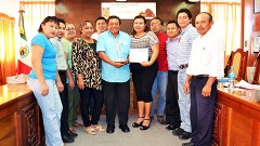La administración de Sebastián Uc Yam presenta el premio nacional “Tlatoani 2013”.