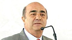 El procurador general de la República, Jesús Murillo Karam, estableció requisitos para legalizar las drogas.