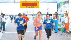 Los 10 km sobre la segunda pista del aeropuerto, fueron como nada para los cerca de 900 atletas que corrieron en 46 minutos el trayecto.