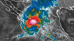 La tormenta tropical Sonia cerca de las costas de Baja California Sur.