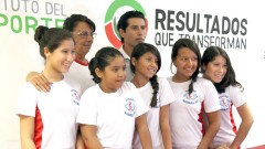 Cinco sirenas entre 10 y 14 años de edad irán a Baja California Sur para demostrar que pueden representar al estado en las Olimpiadas. 