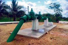 La ampliación de la red de agua potable en tres municipios del estado tiene un 55% de avance.