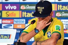 Neymar soltó el llanto al recordar la lesión que estuvo a punto de dejarlo en silla de ruedas.