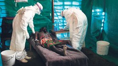 Las autoridades de salud explicaron que el virus del ébola causa una enfermedad aguda y su sintomatología se caracteriza por fiebre, debilidad intensa, dolores musculares, de cabeza y de garganta.
