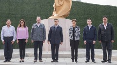 El presidente Enrique Peña Nieto inauguró ayer la Ciudad de la Salud para la Mujer, donde estuvo acompañado del gobernador Eruviel Ávila Villegas, y la titular de la Secretaría de Salud federal, Mercedes Juan López.
