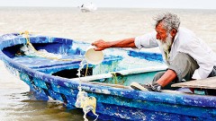 Los hombres del mar en Puerto Juárez, argumentan que la temporada de lluvias afecta a todos por igual, ya que hacen una inversión previa para poder operar.