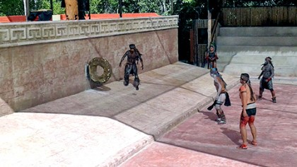 Turistas ya pueden disfrutar en Cozumel del ancestral juego de pelota.