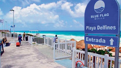 De las 27 playas en el país con el galardón Blue Flag, siete pertenecen a Cancún, que buscarán en este 2016 mantenerse con dicho criterio a fin de certificar en este mes de abril cumplen con todos los requisitos que exige el comité organizador.