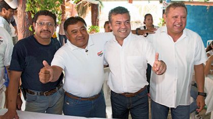 El candidato priísta Mauricio Góngora Escalanterealizó diversas reuniones con grupos de la sociedad, así como con la estructura priísta de Isla Holbox