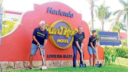 El consorcio norteamericano Woodward, inició la construcción de un campo deportivo de alto rendimiento dentro del complejo hotelero Hard Rock Riviera Maya.