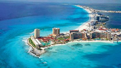 Además de ser el destino más importante de México y principal generador de divisas vía turismo, Cancún recibe millones de visitantes al año.