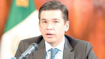 Fernando Aportela, subsecretario de Hacienda, anunció una reducción en la previsión de crecimiento económico para este año.